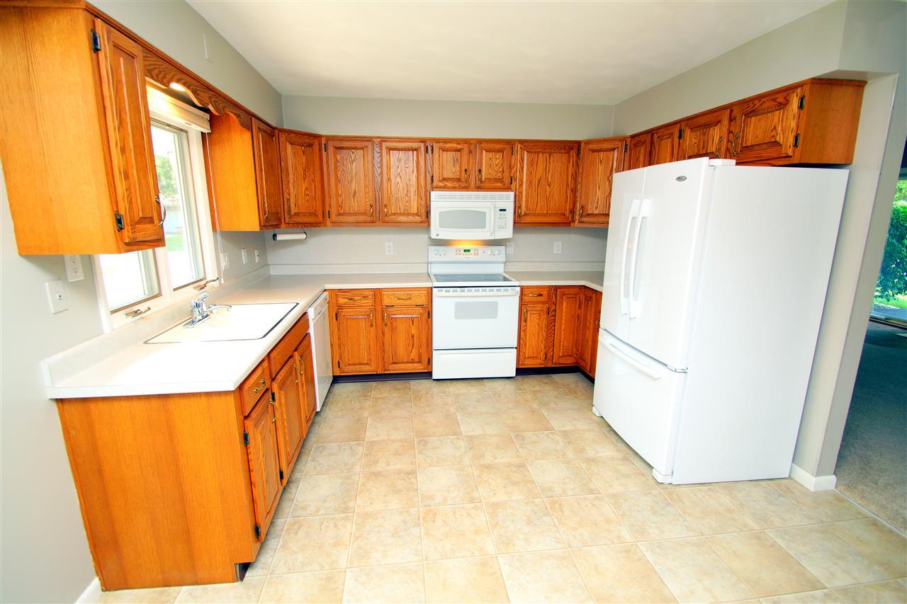 3205 Spring Street Davenport, IA 52807 - Photo 8 of 24 Gallery Image 8
