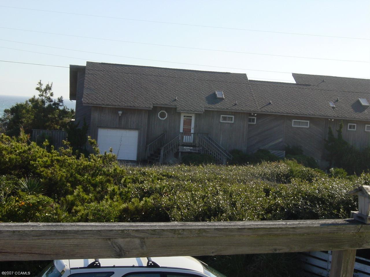 114 Hoffman Beach Road Atlantic Beach, NC 28512 - Photo 23 of 24 Your Neighbor