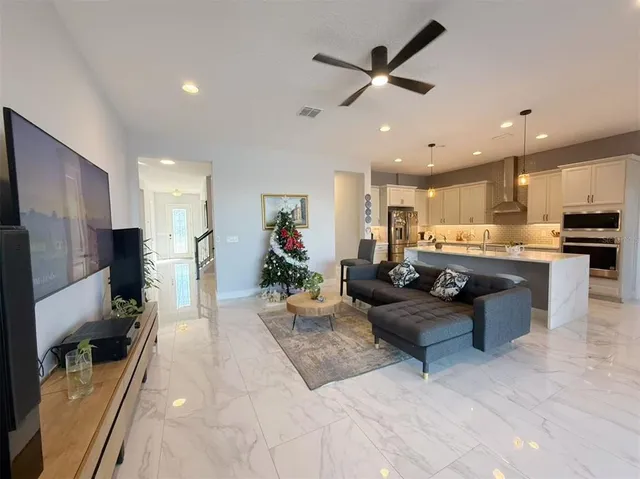 $989,000 | 18351 Mowry Court, Orlando, FL 32827