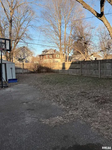 $144,900 | 1803 West Barker Avenue, Peoria, IL 61606