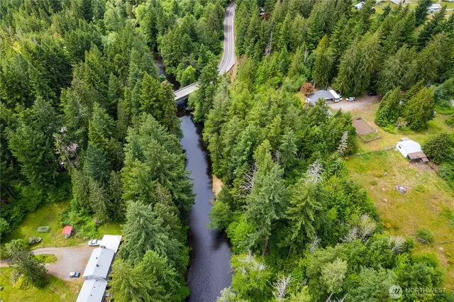 $650,000 | 12833 Squaw Wood Lane Southeast, Rainier, WA 98576