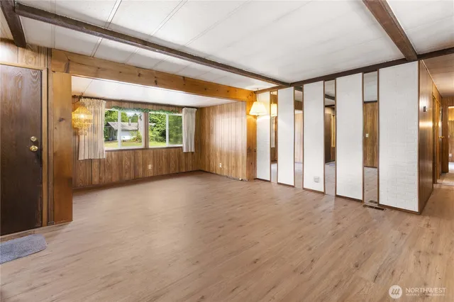 $650,000 | 12833 Squaw Wood Lane Southeast, Rainier, WA 98576