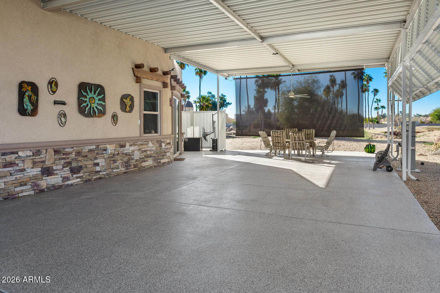 17200 West Bell Road, Unit 1054 Surprise, AZ 85374 - Photo 10 of 46 a living room with furniture and a window