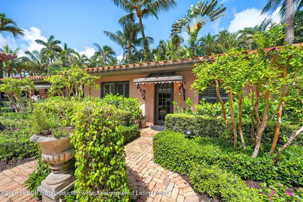 $9,500 | 226 Chilean Avenue, Unit 1 AND 2, Palm Beach, FL 33480