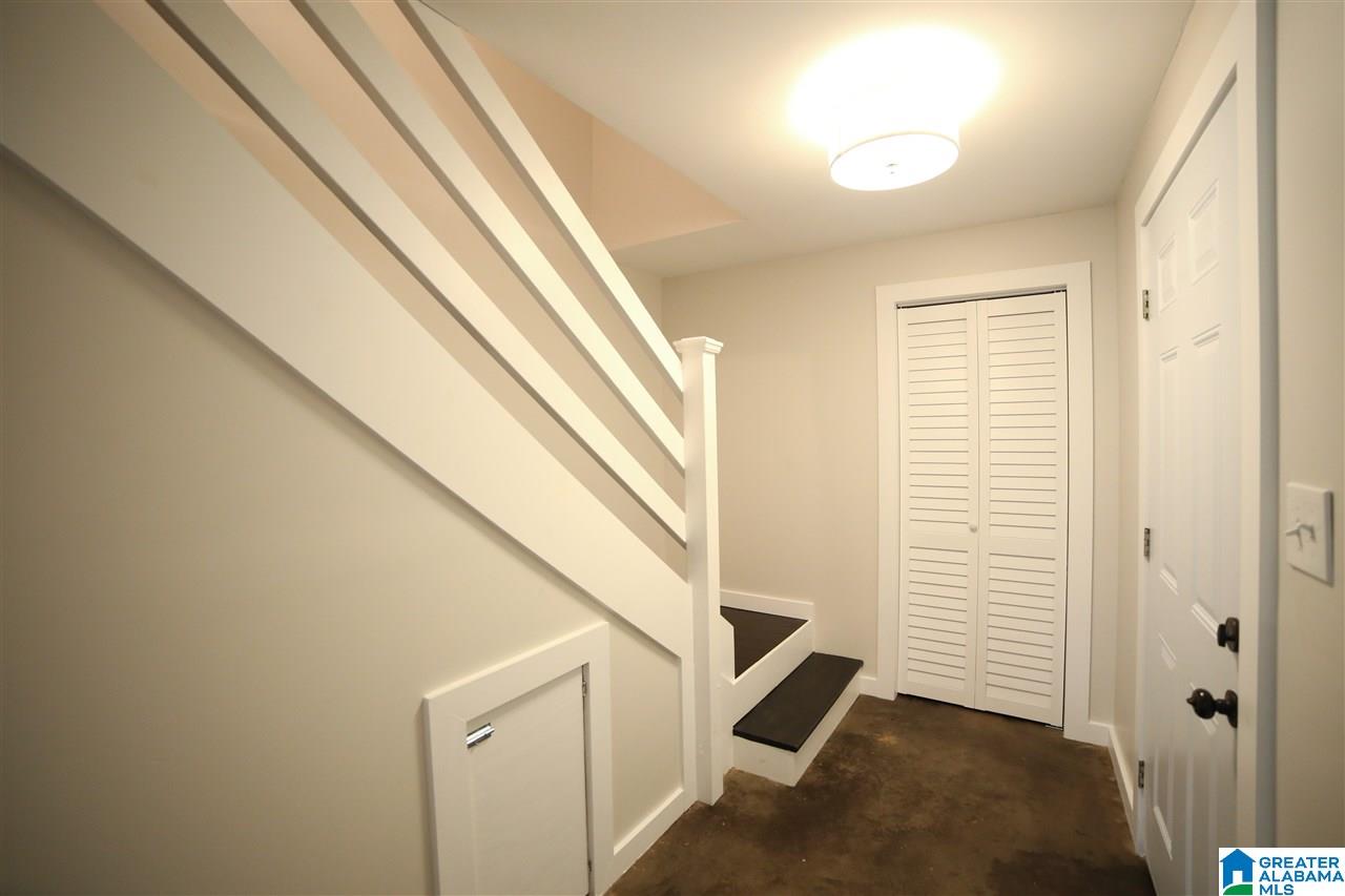 5621 Hampton Road Birmingham, AL 35210 - Photo 41 of 48