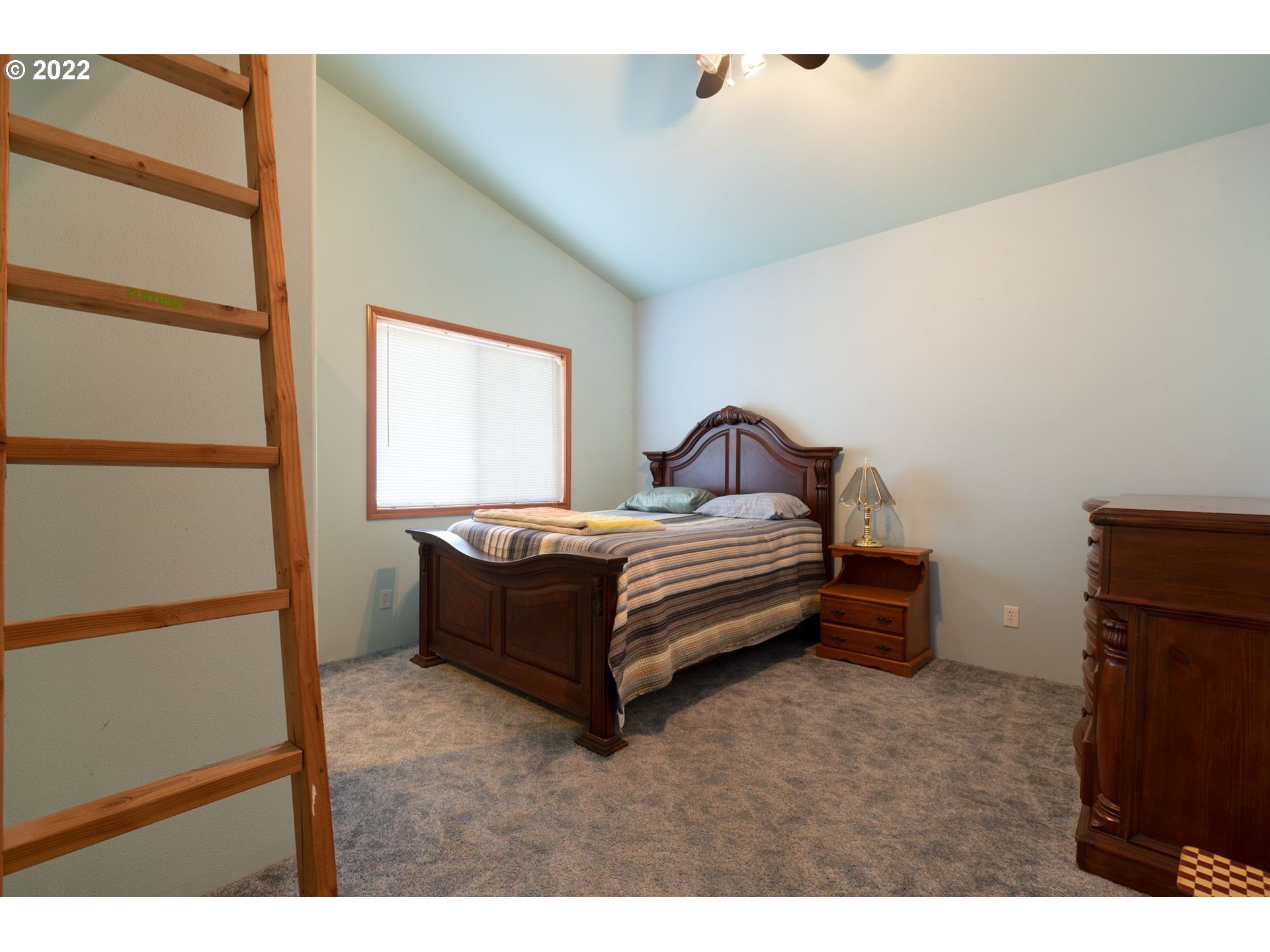 1770 Markham Road Hood River, OR 97031 - Photo 20 of 32 Gallery Image 20