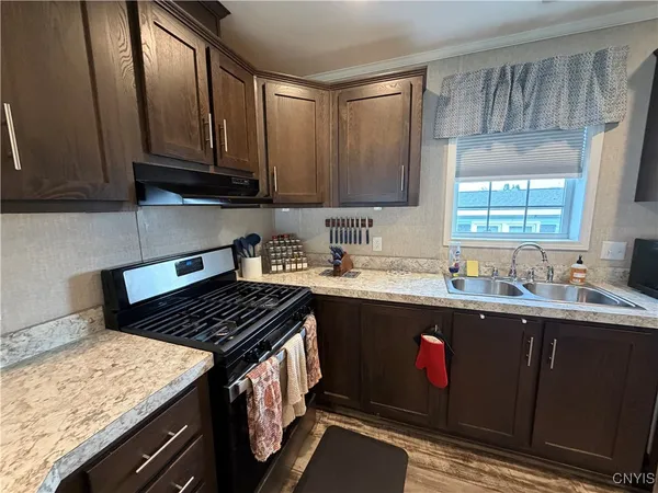 $117,900 | 5600 # 69 Shute Road, La Fayette, NY 13084