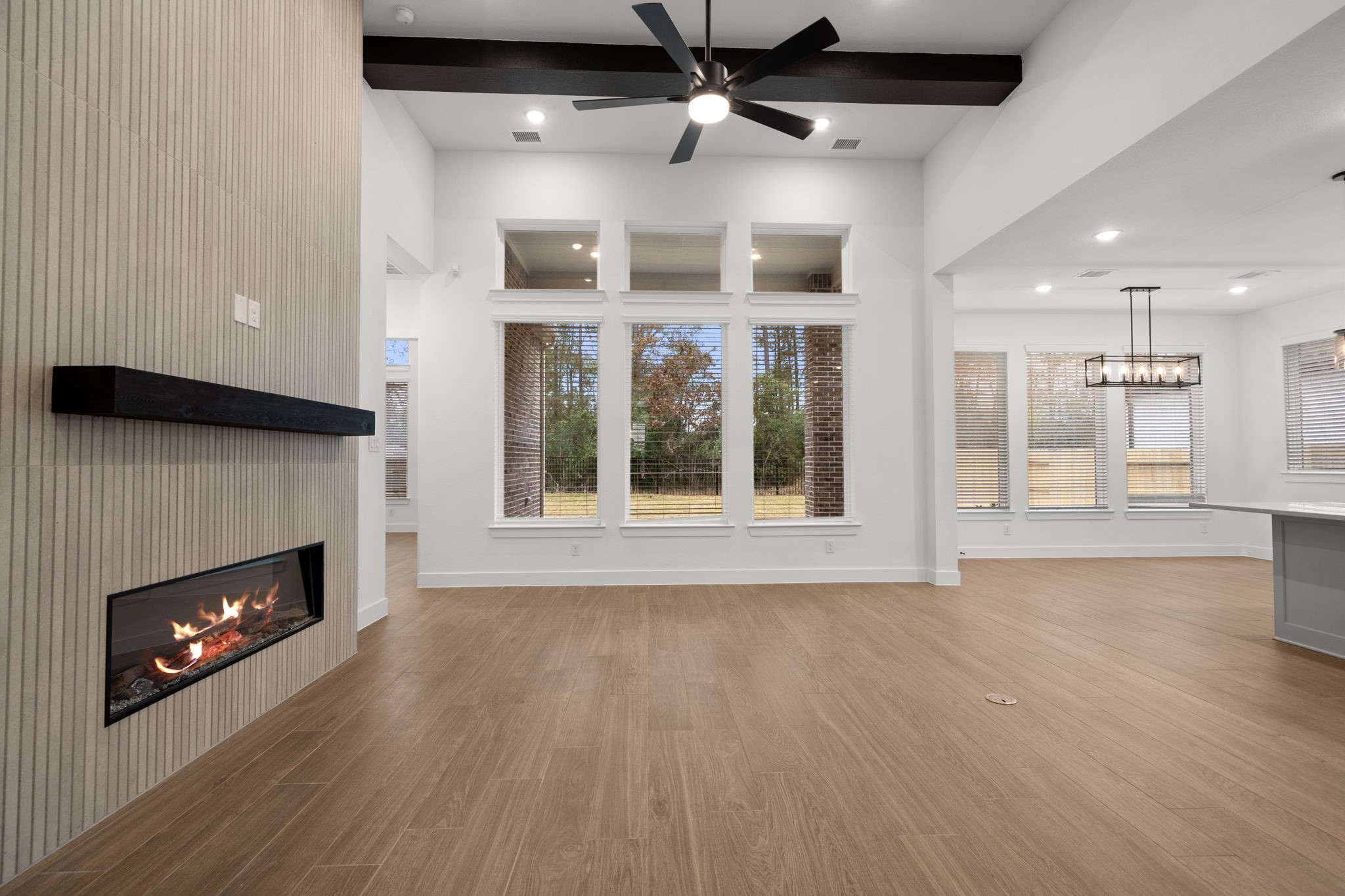 15716 Hoptree Hts Lane Conroe, TX 77302 - Photo 9 of 43