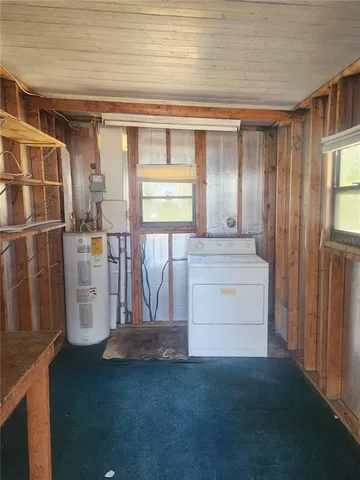 a view of a storage & utility room