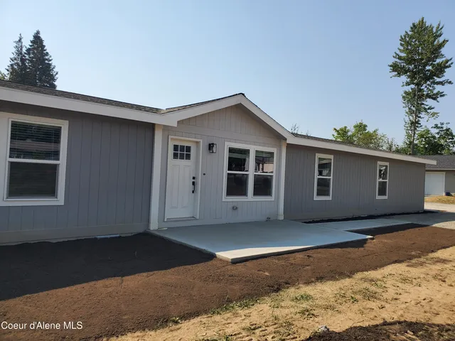 $425,000 | 230 Ash Street, Ponderay, ID 83852