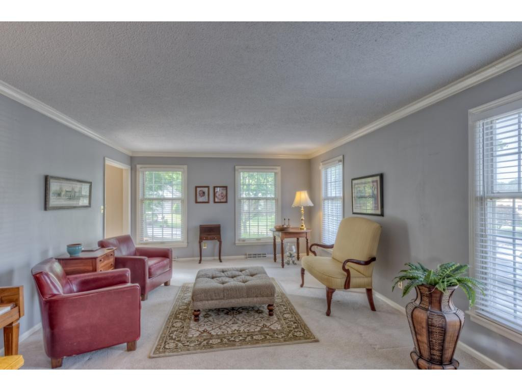 213 Tiffany Road Bristol, TN 37620 - Photo 3 of 34 Photo 3