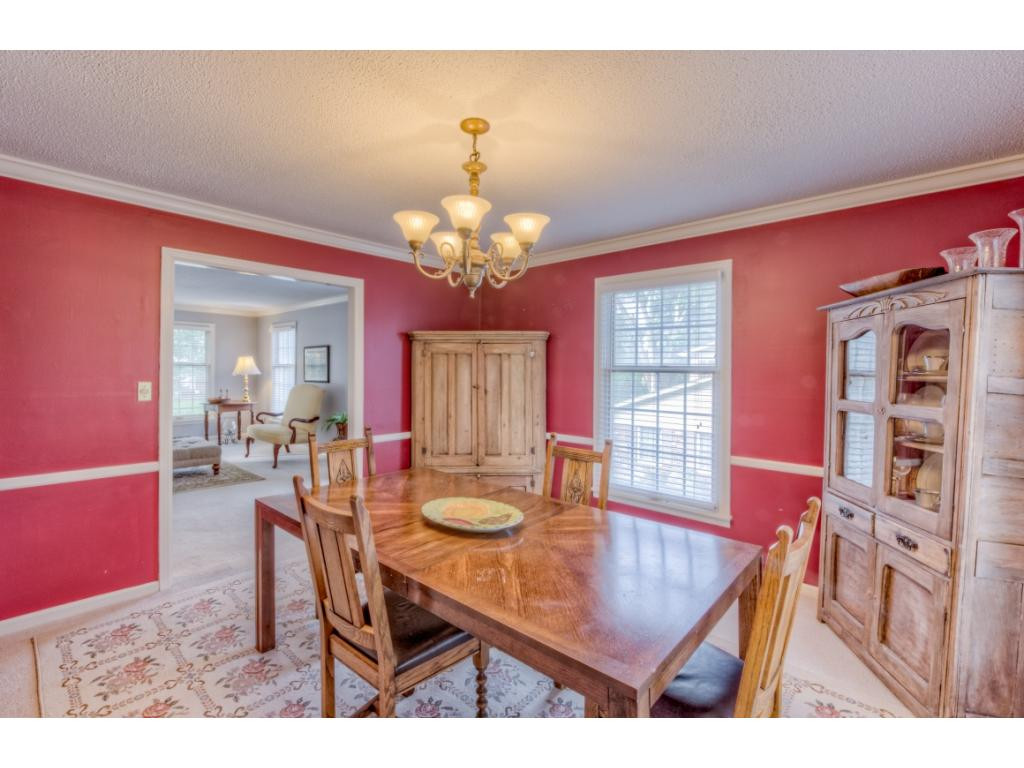 213 Tiffany Road Bristol, TN 37620 - Photo 4 of 34 Photo 4