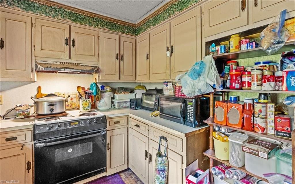 6330 Kennedy Road Trinity, NC 27370 - Photo 8 of 28