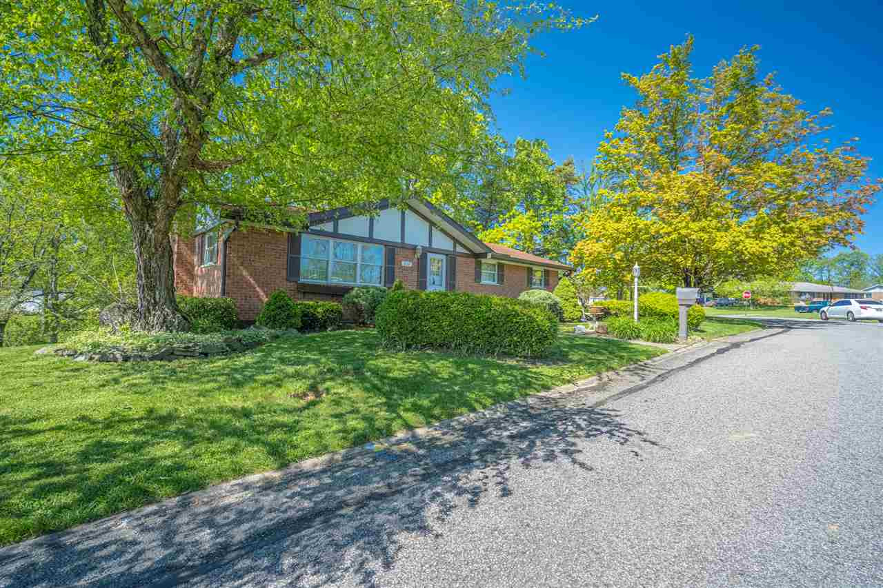 3727 Ridgewood Court Alexandria, KY 41001 - Photo 3 of 38 Gallery Image 3
