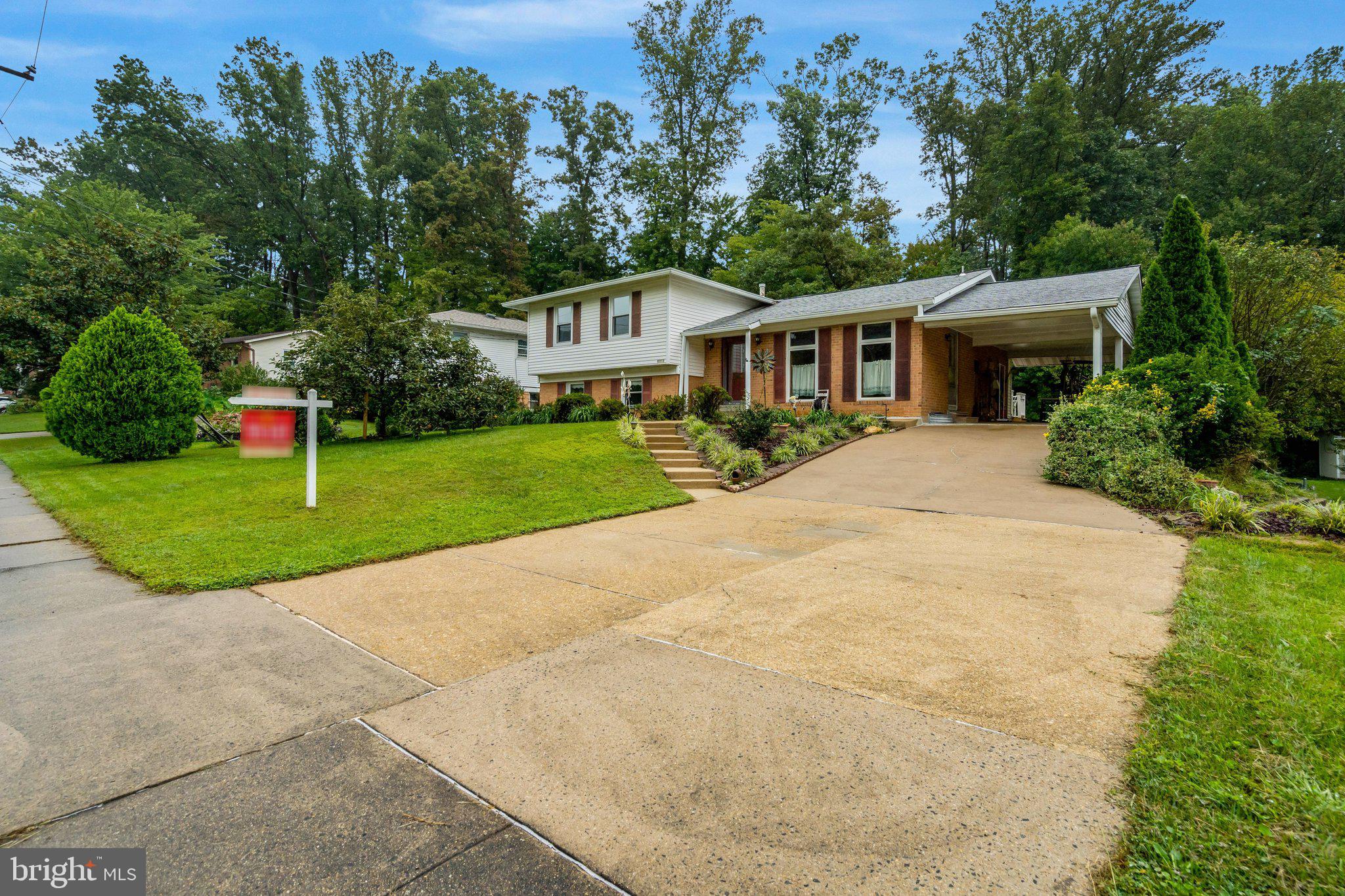 6313 Greeley Boulevard Springfield, VA 22152 - Photo 4 of 51 Gallery Image 4