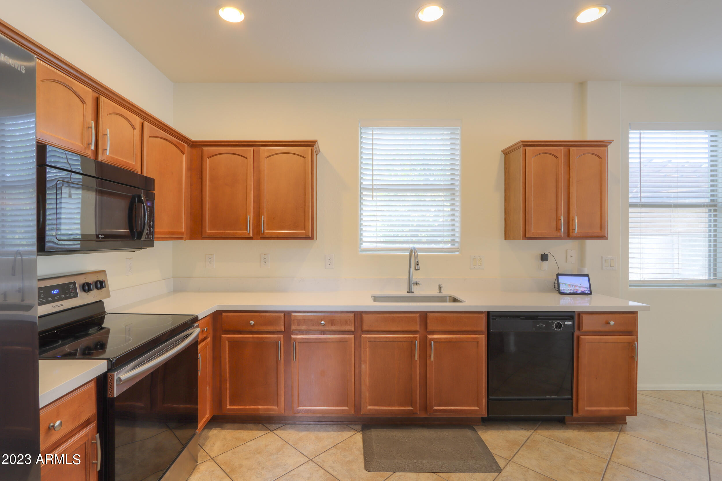 18427 North Madison Road Maricopa, AZ 85139 - Photo 12 of 66 12