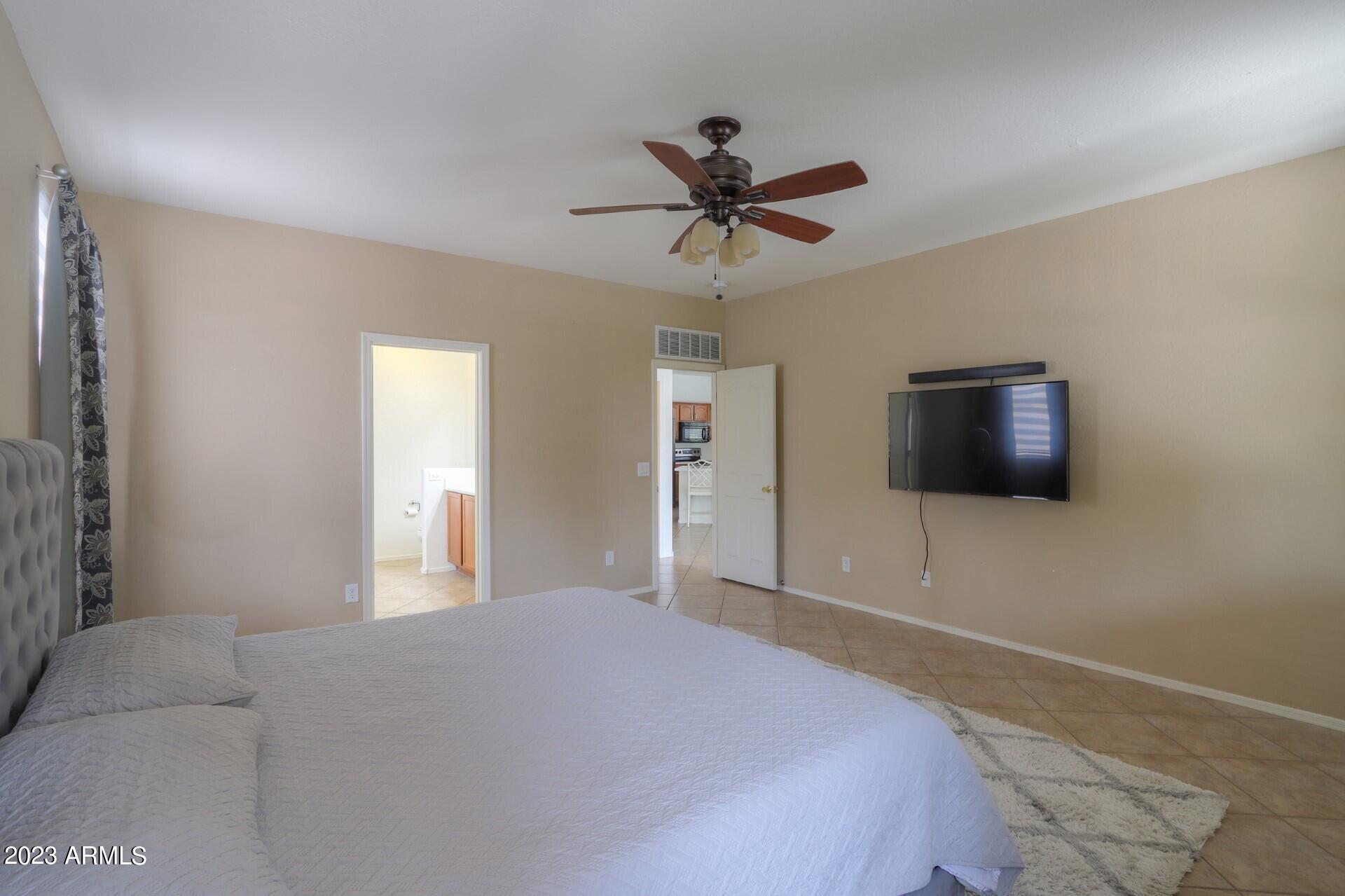 18427 North Madison Road Maricopa, AZ 85139 - Photo 21 of 66 master _2_3_4_5