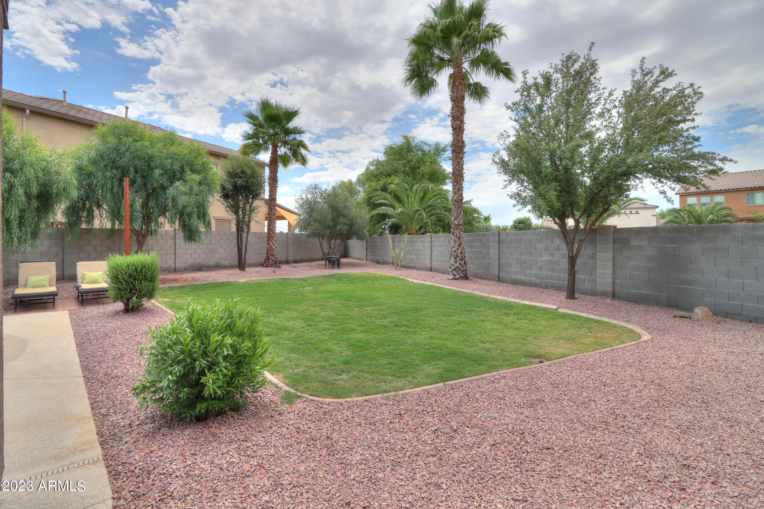 18427 North Madison Road Maricopa, AZ 85139 - Photo 45 of 66 54