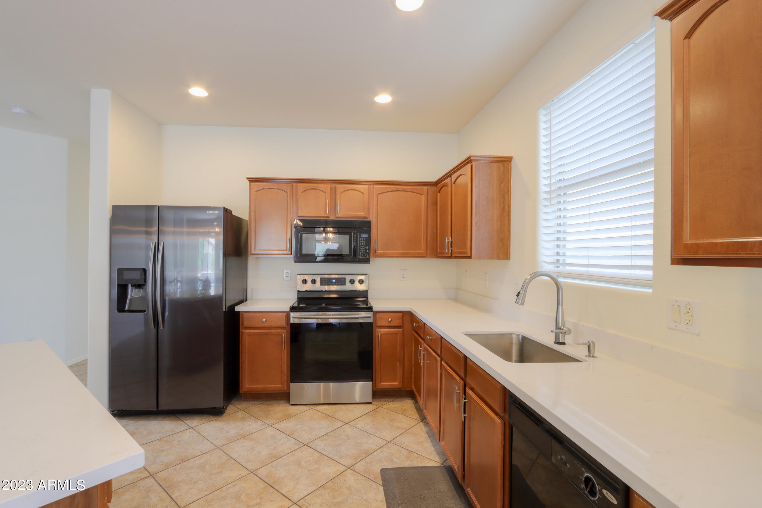 18427 North Madison Road Maricopa, AZ 85139 - Photo 10 of 66 10