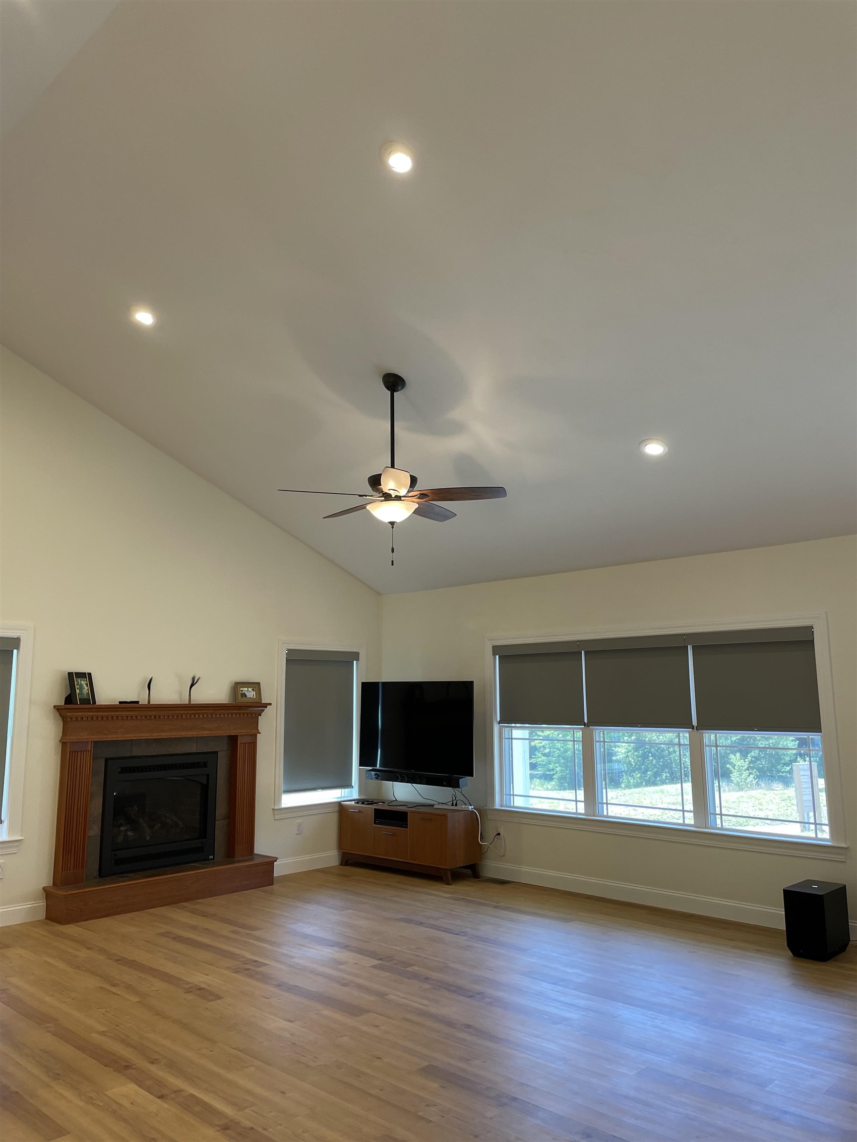 96 Kennard Road Nottingham, NH 03290 - Photo 7 of 34 Gallery Image 7