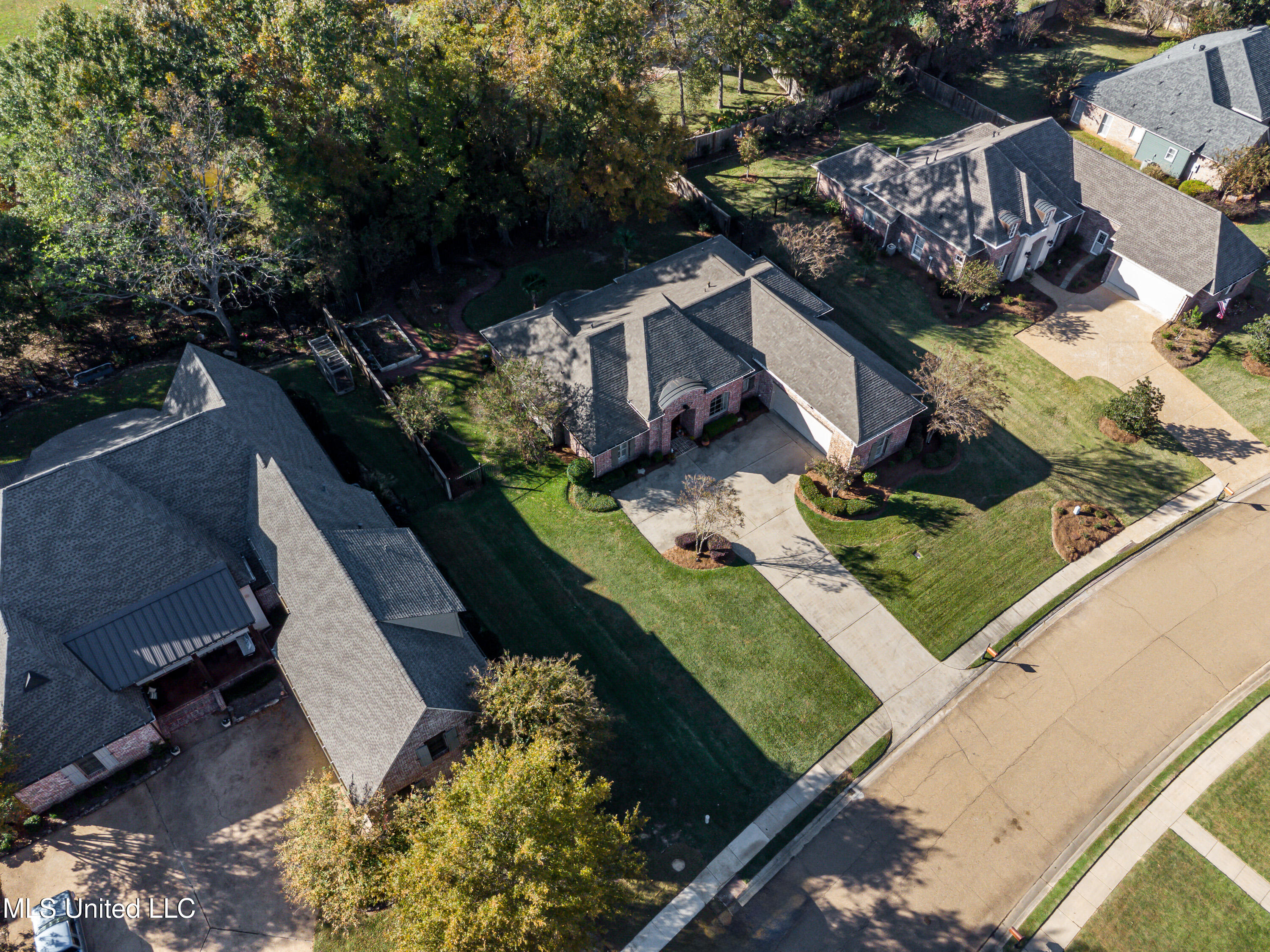 129 Victoria Place Madison, MS 39110 - Photo 88 of 91 129 Victoria Pl drone-8