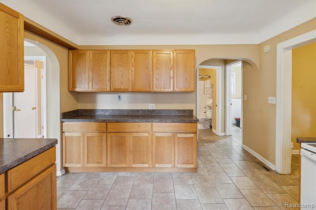 666 Pearl Street Dundee, MI 48131 - Photo 25 of 43