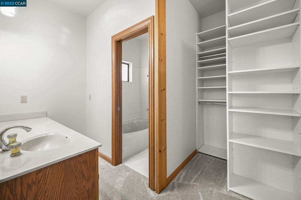 5433-5433 Alhambra Valley Road Martinez, CA 94553 - Photo 22 of 59 Primary bath1