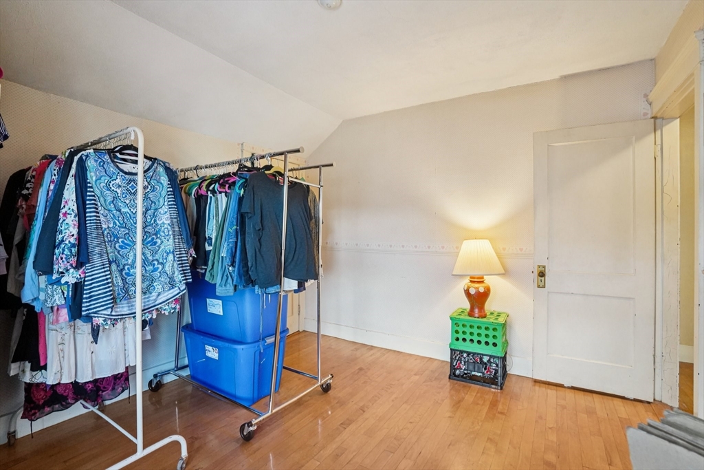 55 Standish Street Worcester, MA 01604 - Photo 21 of 32