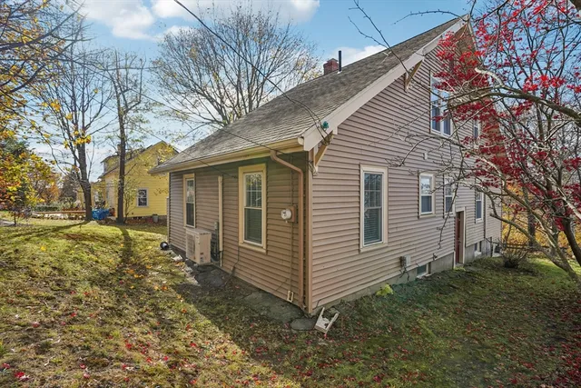 $425,000 | 55 Standish Street, Worcester, MA 01604