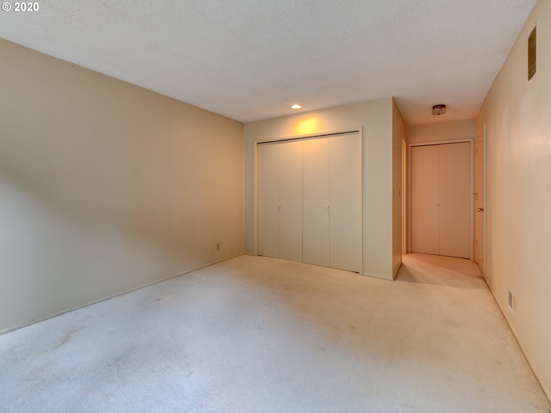 58 Fairway Loop Eugene, OR 97401 - Photo 28 of 31 Gallery Image 28