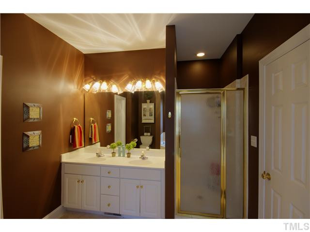 11700 John Allen Road Raleigh, NC 27614 - Photo 13 of 22 Master Bath/Spa