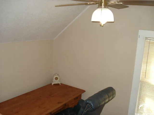 $250,000 | 927 Main Street, Eudora, KS 66025