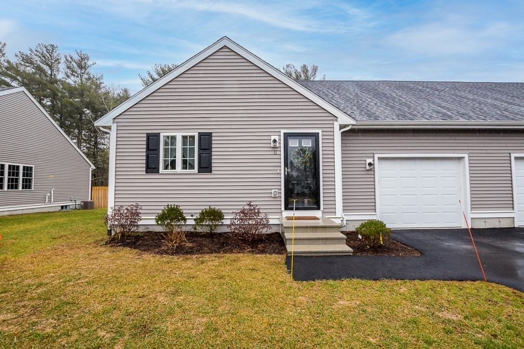 11 Spring Avenue, Unit 11 Wareham, MA 02571 - Photo 1 of 27 Gallery Image 1