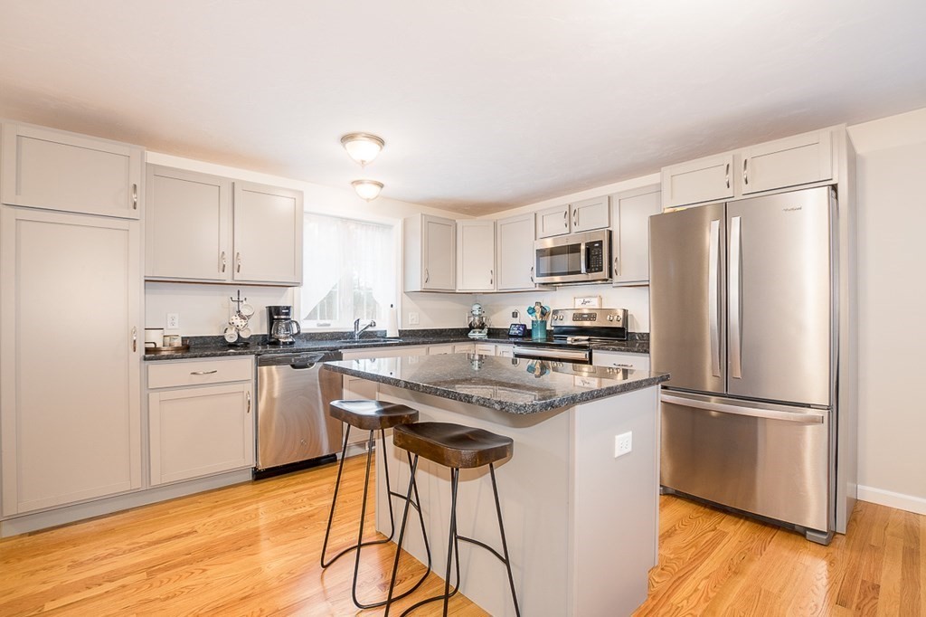 11 Spring Avenue, Unit 11 Wareham, MA 02571 - Photo 5 of 27 Gallery Image 5