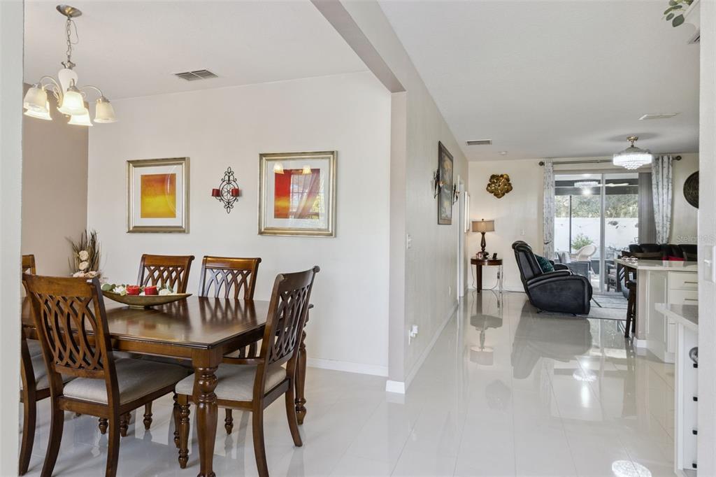 4813 Ashurst Street Kissimmee, FL 34758 - Photo 4 of 25