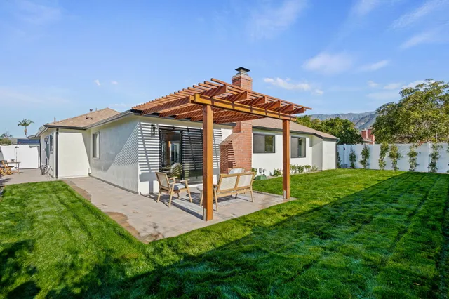 $1,560,000 | 1330 Post Avenue, Carpinteria, CA 93013