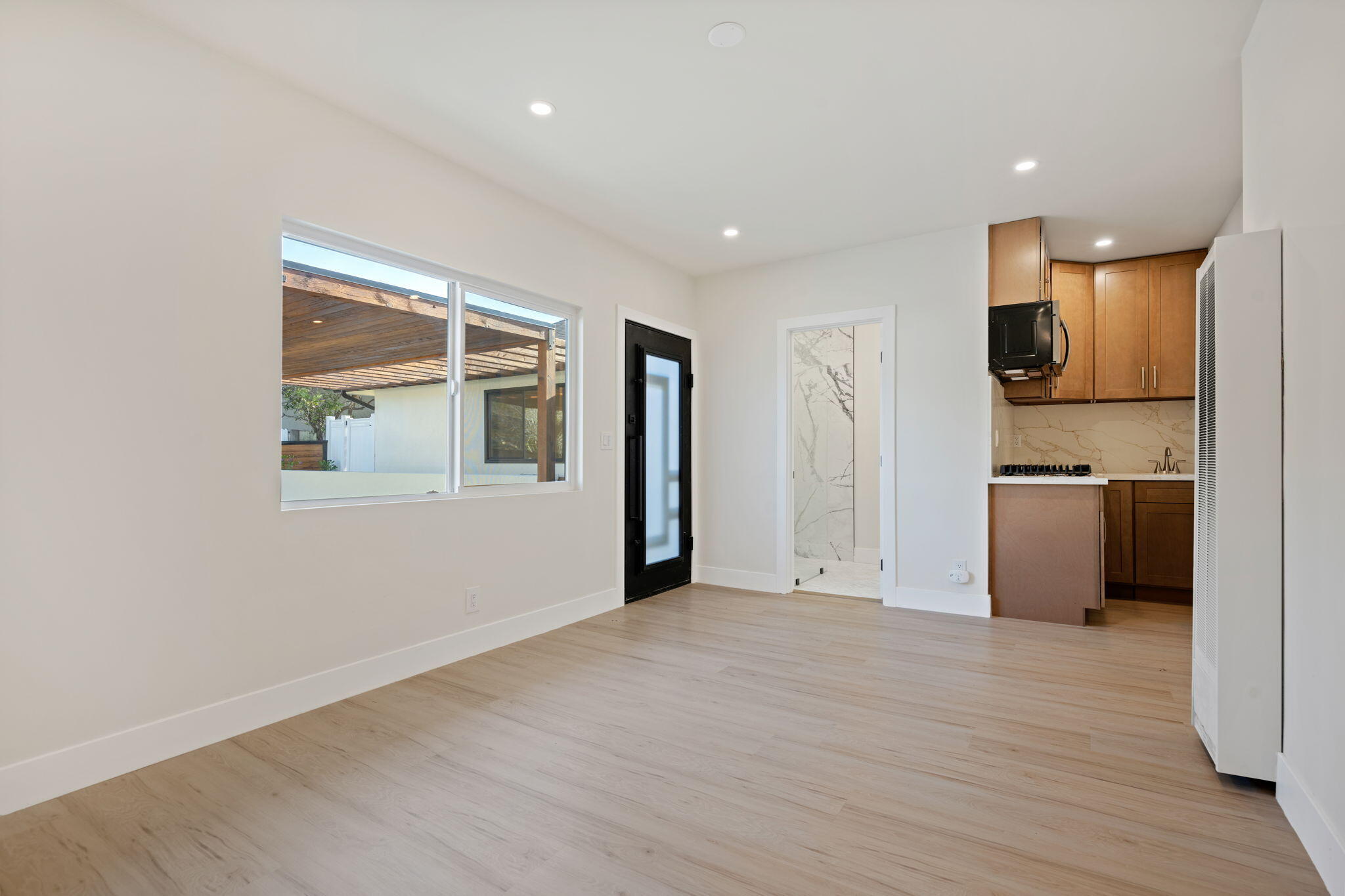 1330 Post Avenue Carpinteria, CA 93013 - Photo 16 of 26 20 - ADU - Living Area