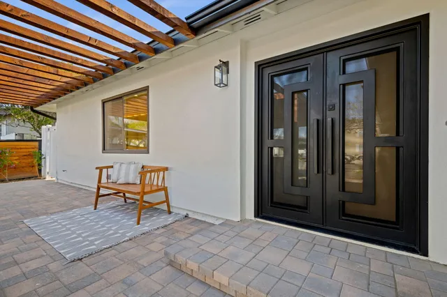 $1,560,000 | 1330 Post Avenue, Carpinteria, CA 93013