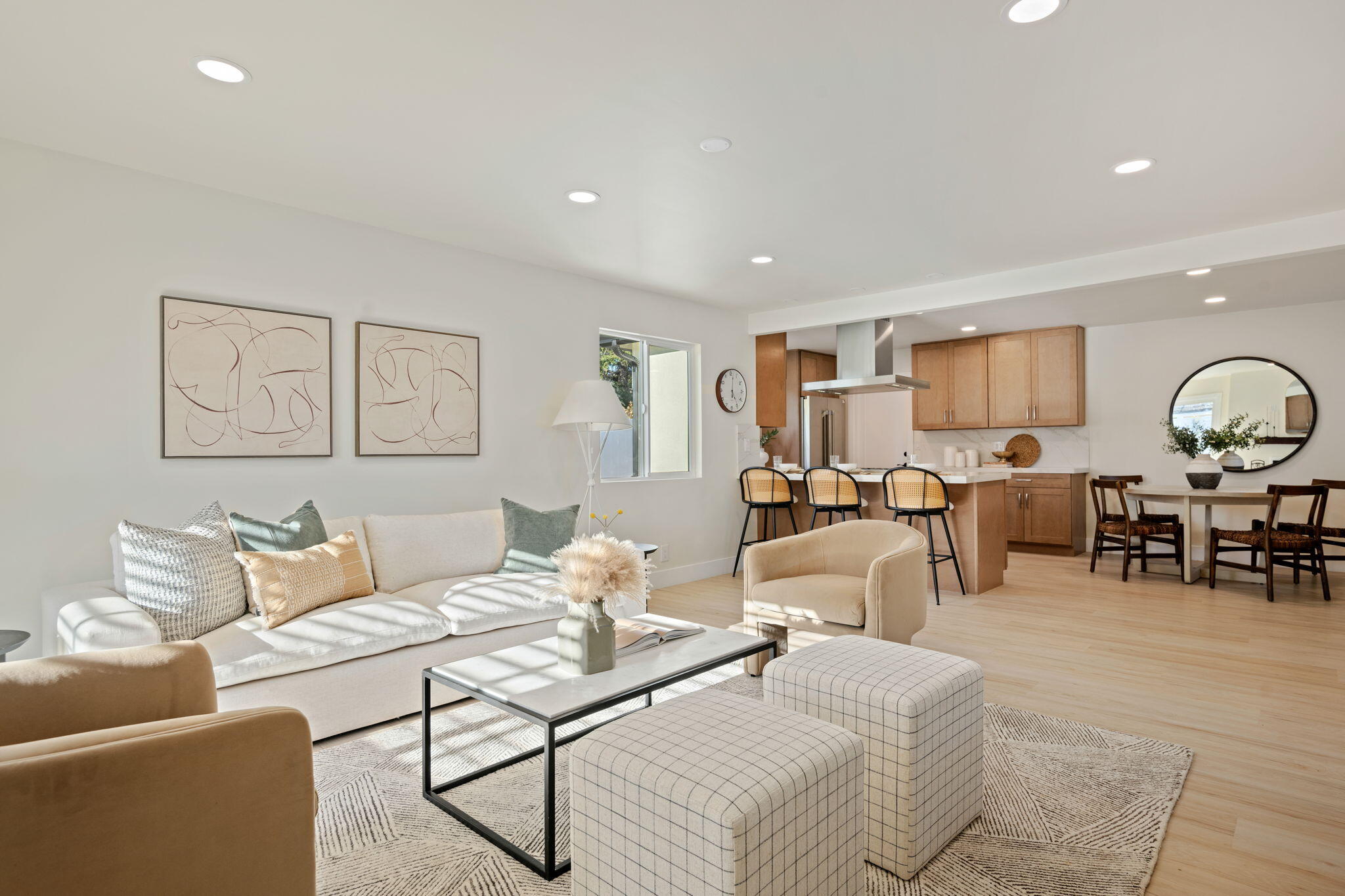 1330 Post Avenue Carpinteria, CA 93013 - Photo 5 of 26 06 - Living Room