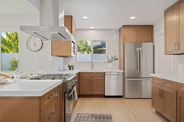 $1,560,000 | 1330 Post Avenue, Carpinteria, CA 93013