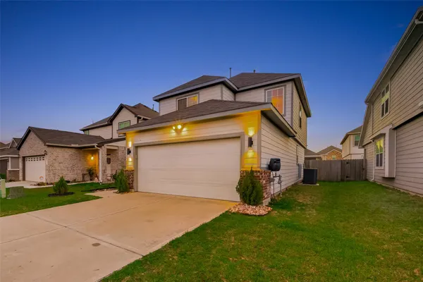 $1,950 | 23639 Buttress Root Drive, Spring, TX 77373