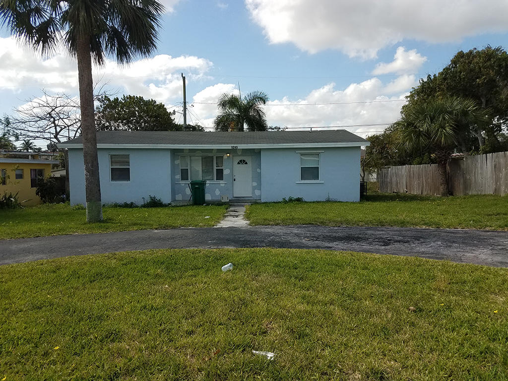 1245 West 36th Street Riviera Beach, FL 33404 - Photo 1 of 8 Exterior front