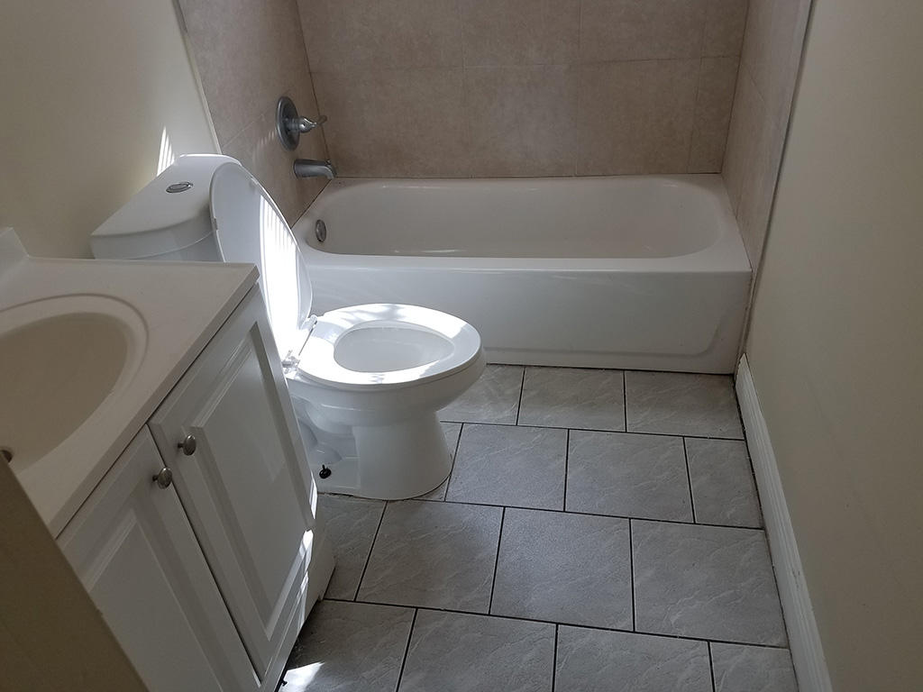 1245 West 36th Street Riviera Beach, FL 33404 - Photo 5 of 8 20170329_103005