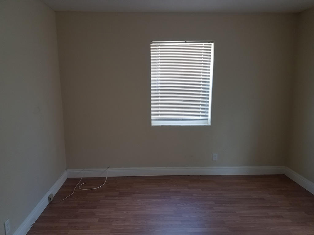 1245 West 36th Street Riviera Beach, FL 33404 - Photo 8 of 8 20170329_103148