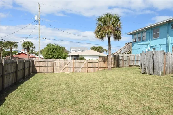 $1,500 | 509 North Central Avenue, Unit A, Flagler Beach, FL 32136