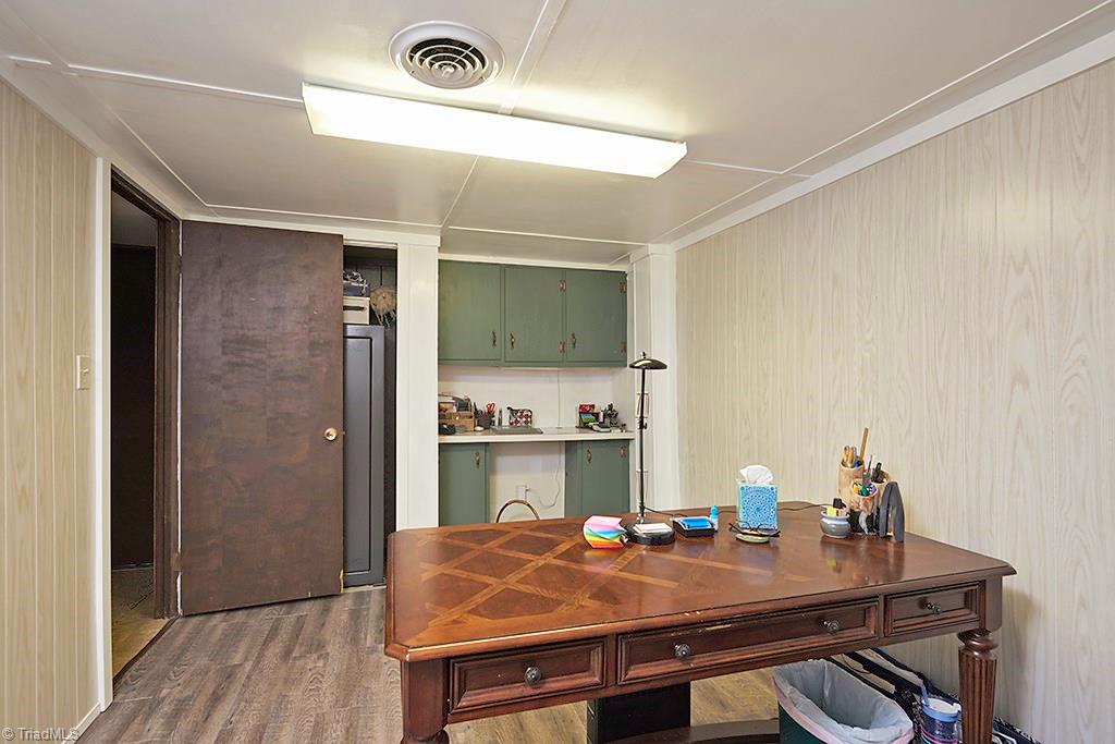 932 Smith Road Lexington, NC 27292 - Photo 22 of 23 downstairs office