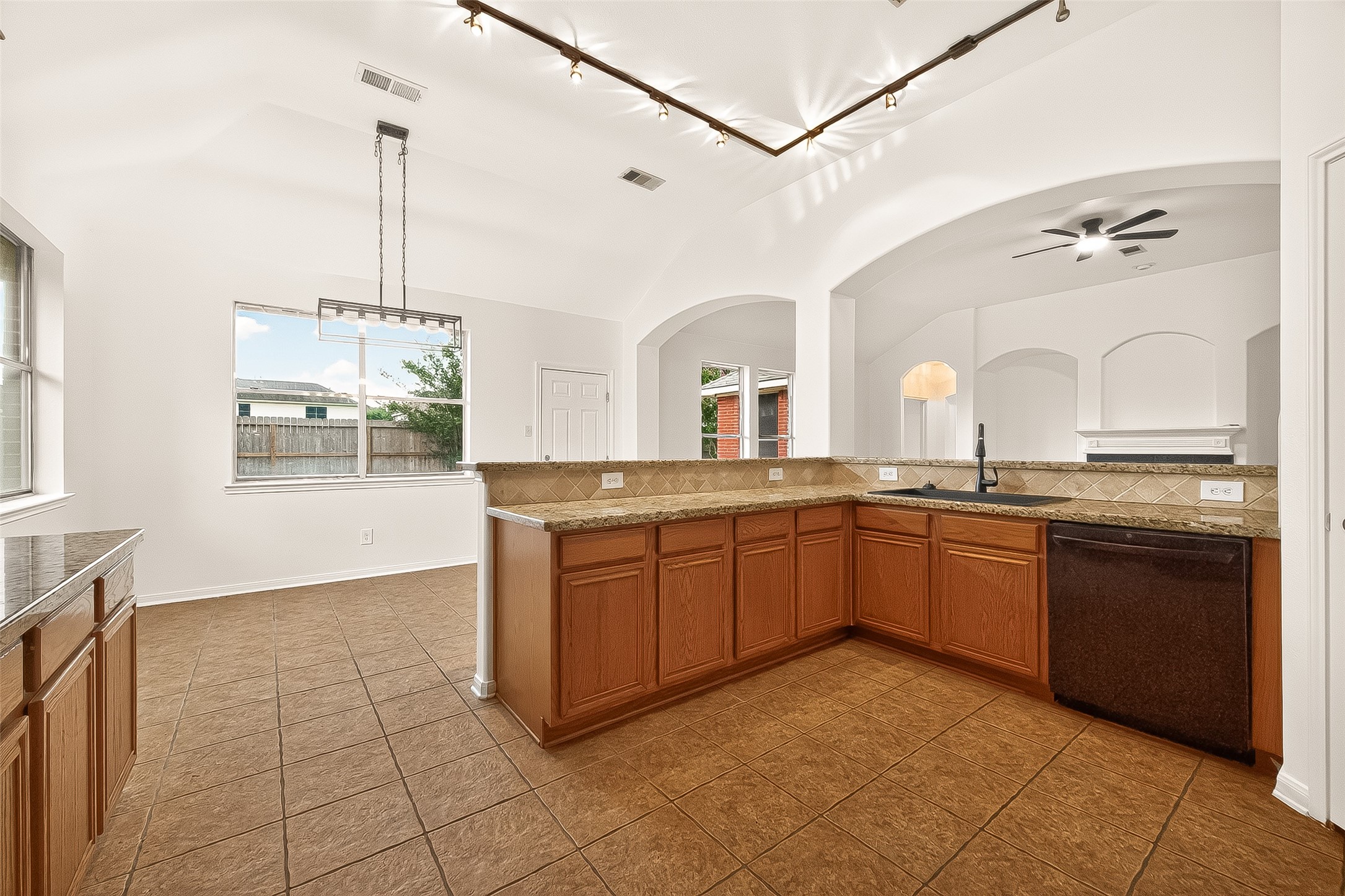 17415 Memorial Crest Drive Spring, TX 77379 - Photo 11 of 28