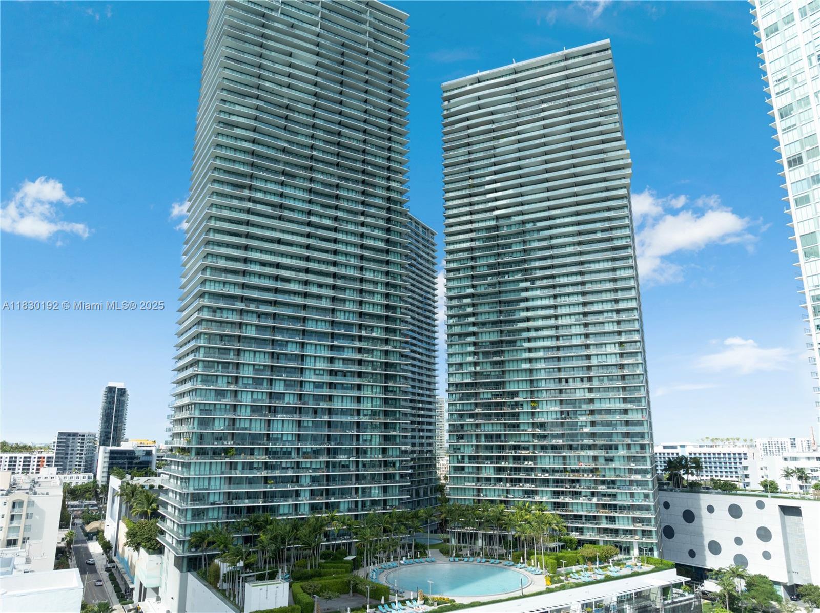 650 Northeast 32nd Street, Unit 802 Miami, FL 33137 - Photo 31 of 33 a view of a city from a terrace