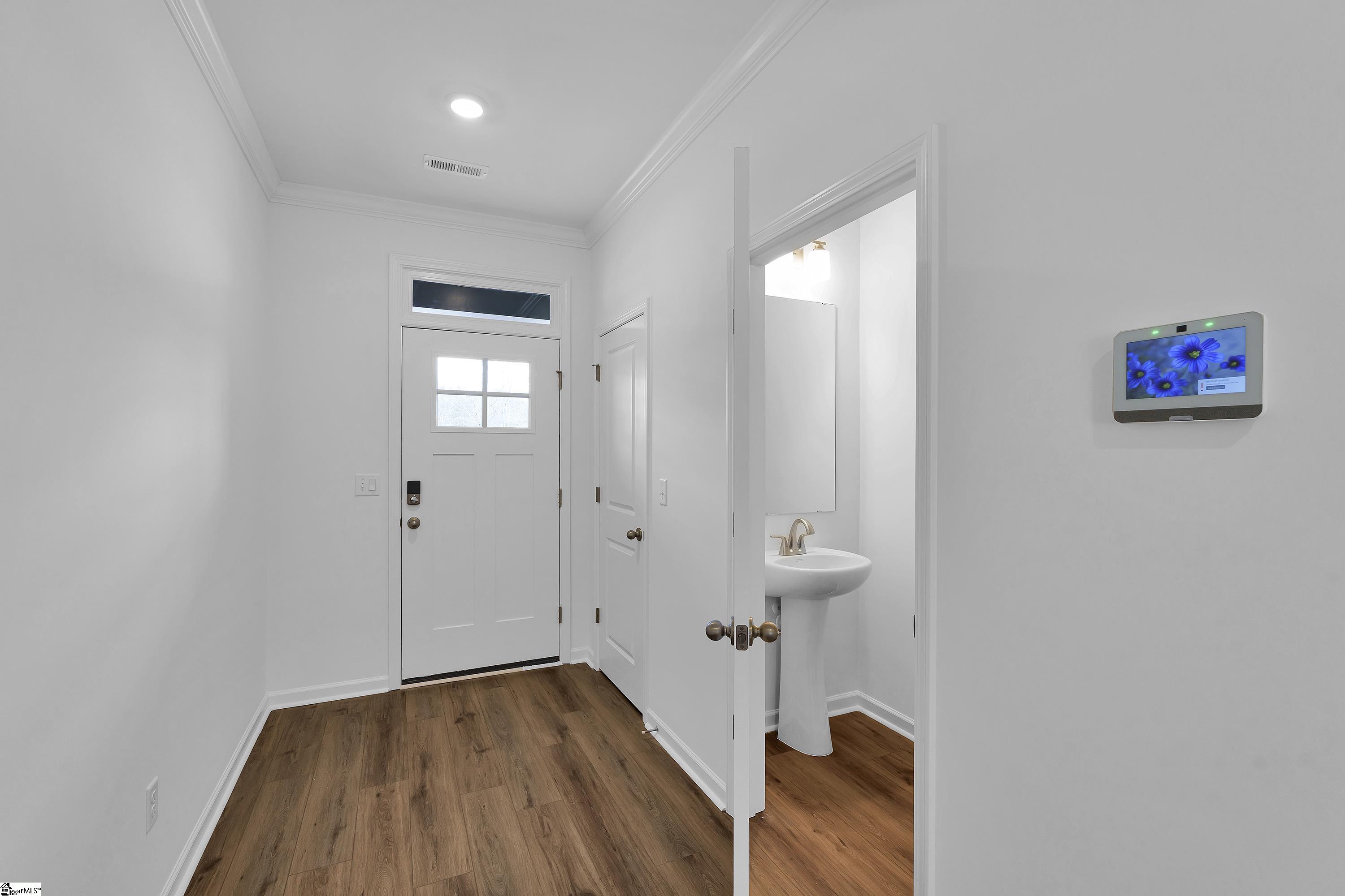 411 Belgrove Way Easley, SC 29640 - Photo 2 of 24