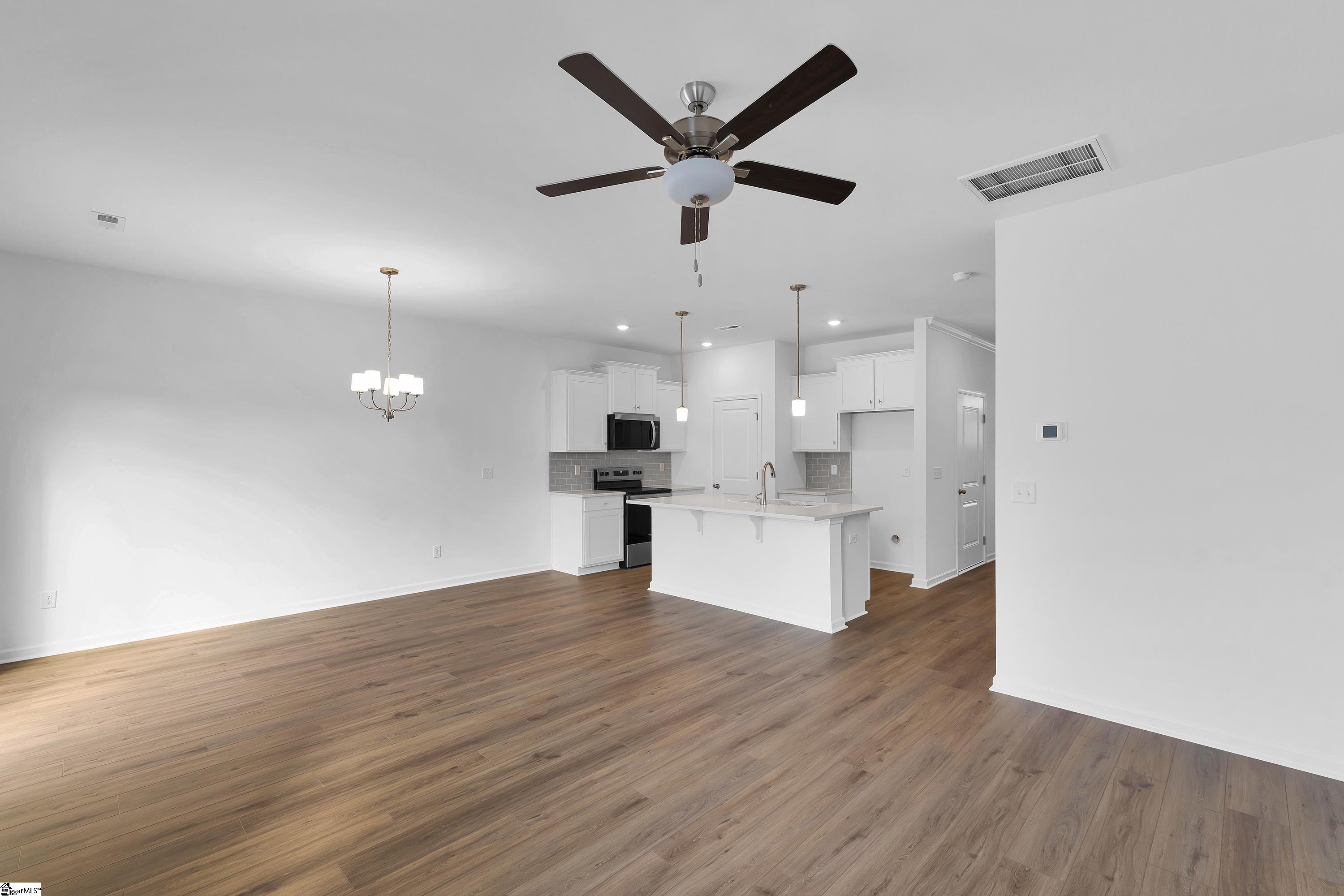 411 Belgrove Way Easley, SC 29640 - Photo 9 of 24